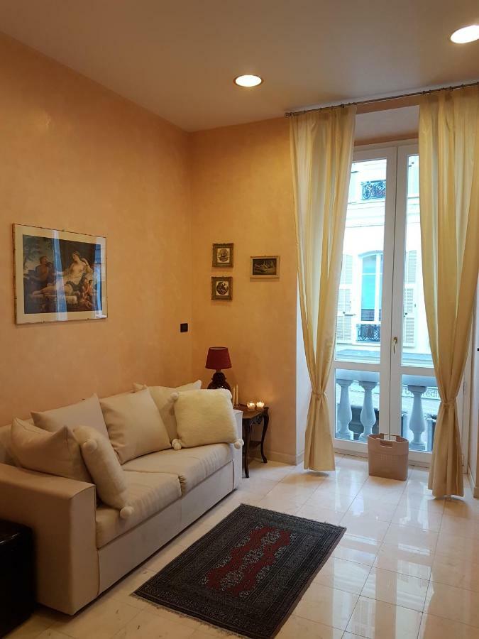 Appartamento Via Matteotti San Remo Buitenkant foto