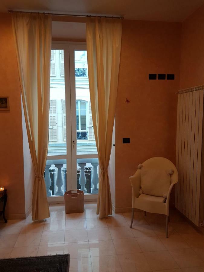 Appartamento Via Matteotti San Remo Buitenkant foto
