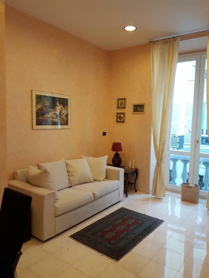 Appartamento Via Matteotti San Remo Buitenkant foto